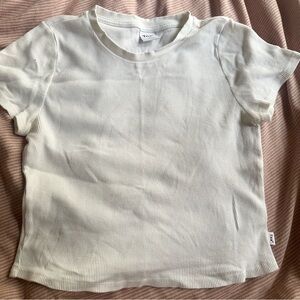 Aritzia TNA ribbed baby tee